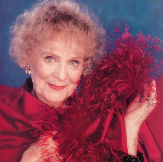 Gloria Stuart Net Worth