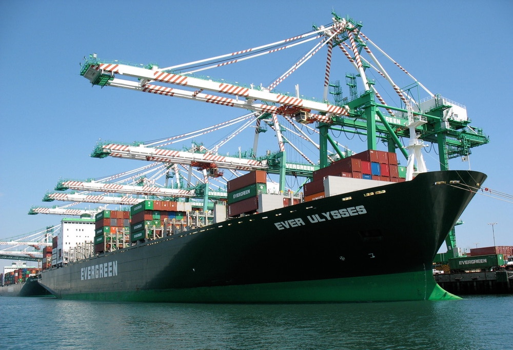 Evergreen-containership