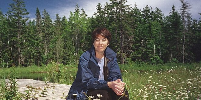 Roxanne Quimby Net Worth - Net Worth Post