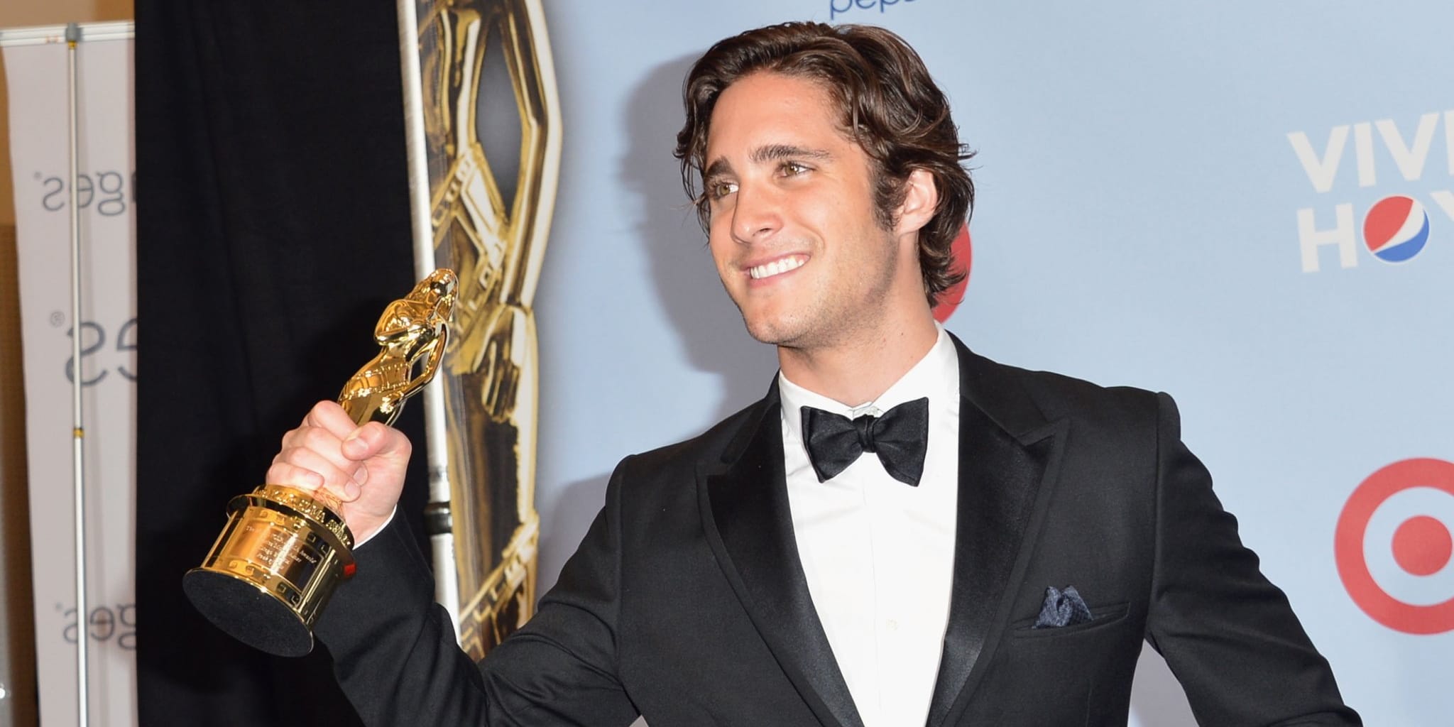 diego boneta net worth 2021 - Ilustrasi 2