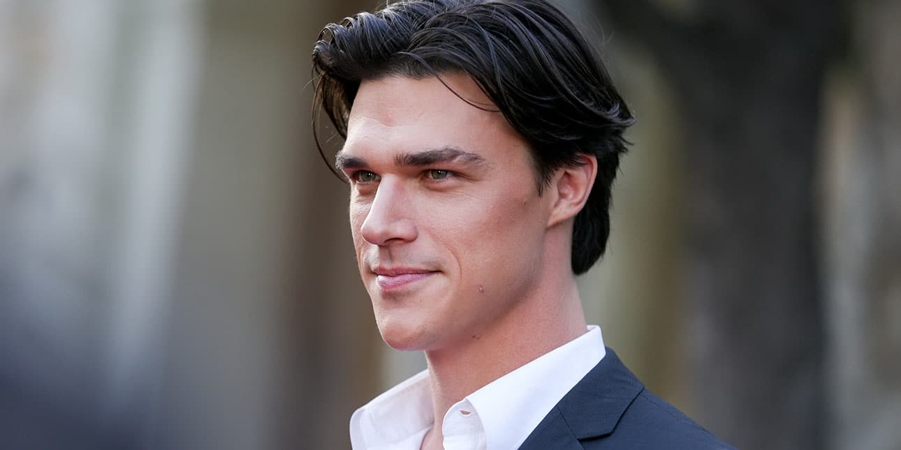 Finn Wittrock Net Worth Net Worth Post