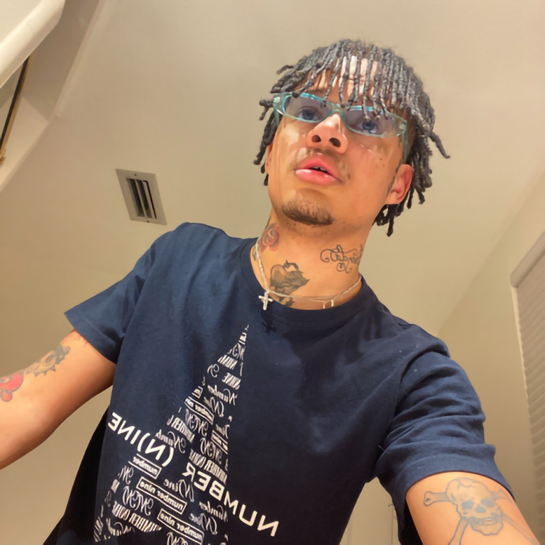 Summrs Biography: Real Name, Age, Net Worth, Girlfriend, Wiki - Net