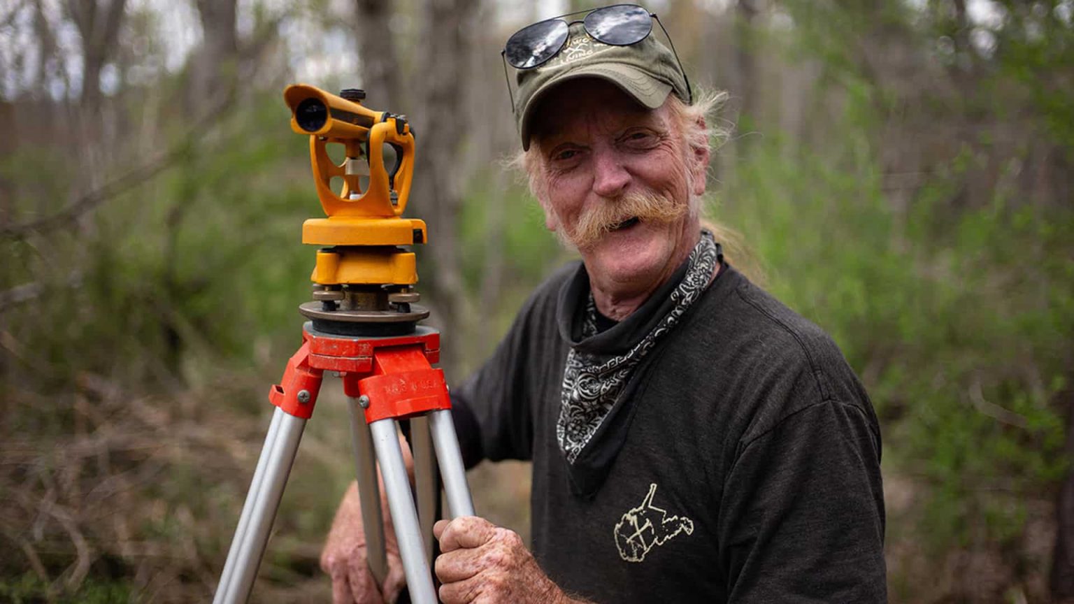 What Happened To Johnny Jett Barnwood Builders What happened to Johnny Jett of “Barnwood Builders”? - Net Worth Post