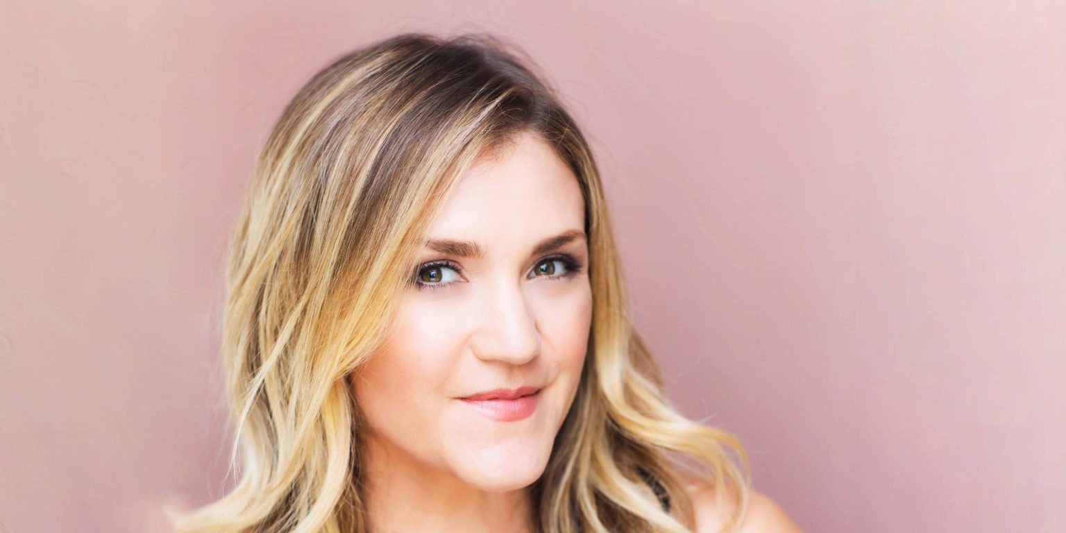 Jessica Lowe Wiki: Age, Height, Husband, Net Worth, Family, Bio - Net