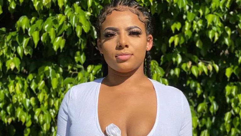 Naked Truth About Mikayla Saravia (@kkvsh): Age, Height, Wiki - Net