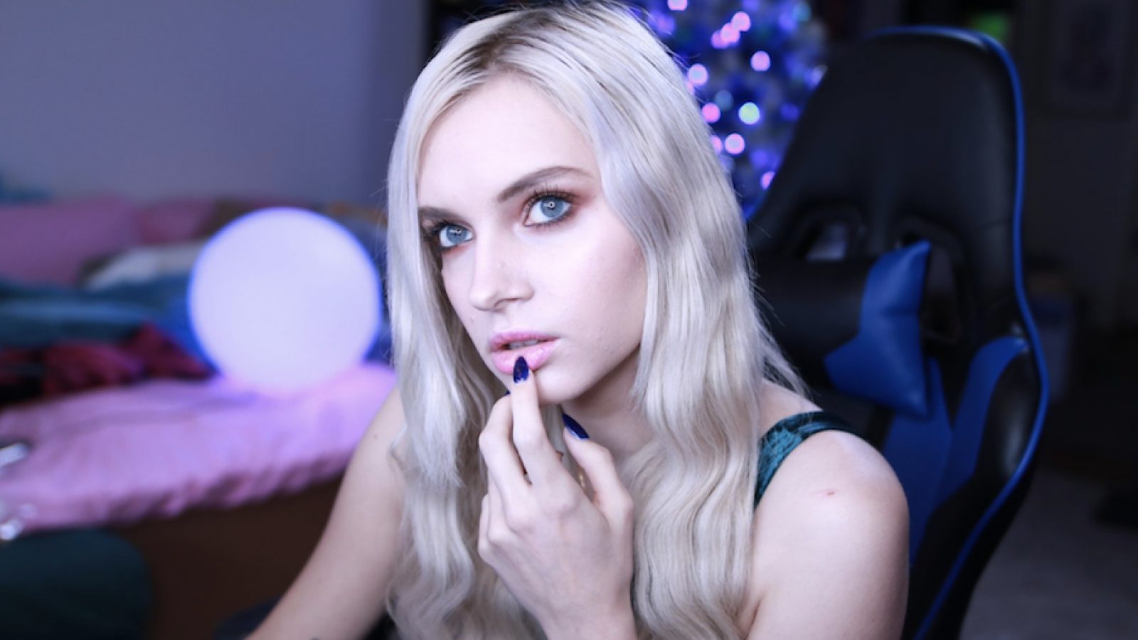 How did Novaruu Became so Famous? Her Age, Height, Dating, Bio - Net ...