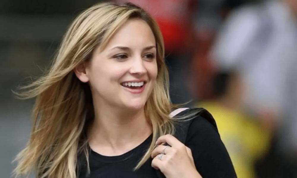 Phoebe Adele Gates Biography: Age, Boyfriend, Net Worth, Height - Net Worth Post